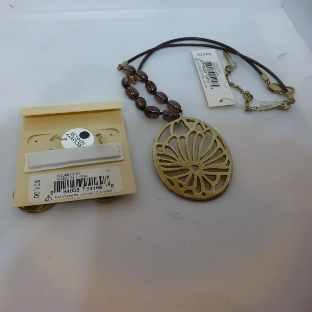 Kenneth cole necklace and earring set gold tone